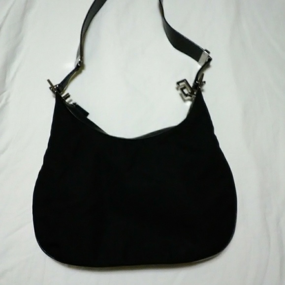 Gucci G Clasp Shoulder Bag - Picture 2 of 8